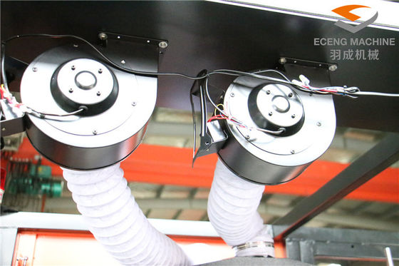 آلة نفخ الزجاجة الأوتوماتيكية الكاملة 3000BPH 2cavity Eceng Q3000