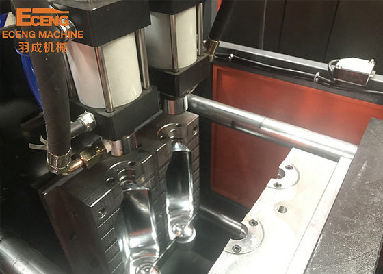 آلة نفخ الزجاجة PET شبه الأوتوماتيكية YC 2L-2 مع 2 Cavitie 380V