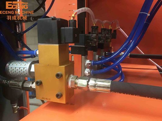 YC-2L-2 2000 Ml آلة نفخ نصف تلقائي 3PHASE للزجاجات البلاستيكية PET 380V