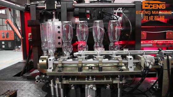آلة نفخ تمتد من مادة PET الأوتوماتيكية ISO 2L 220 فولت 415 فولت 50 هرتز